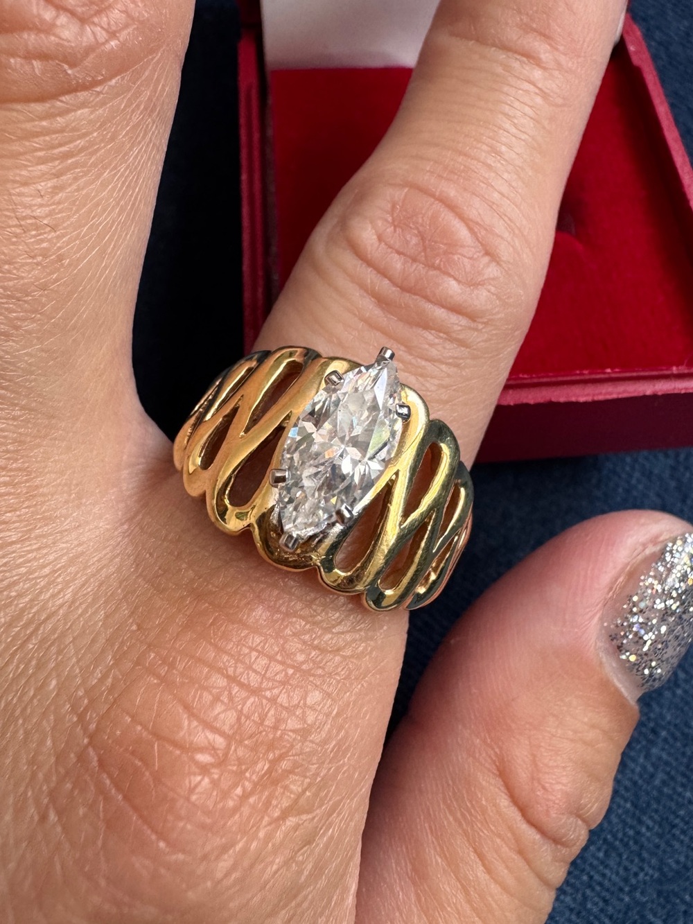 Stunning 18k GF Cocktail Ring size 9